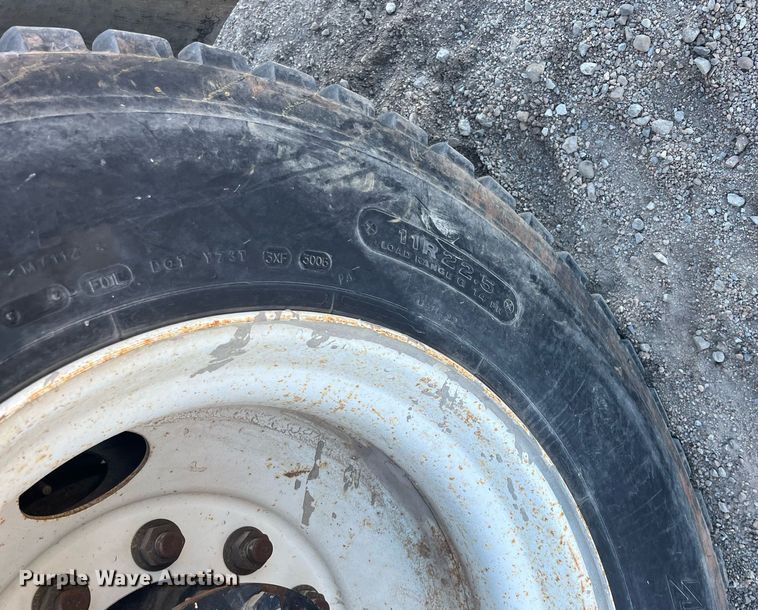 image for item DO3790 2007 Peterbilt 340  volumetric ready mix truck