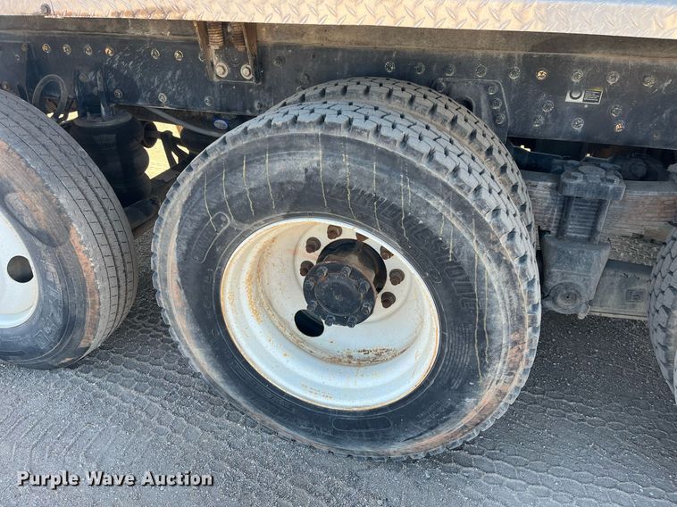 image for item DO3790 2007 Peterbilt 340  volumetric ready mix truck