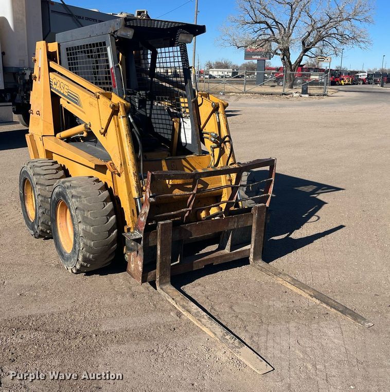 image for item DO3792 1999 Case 1845C  skid steer loader