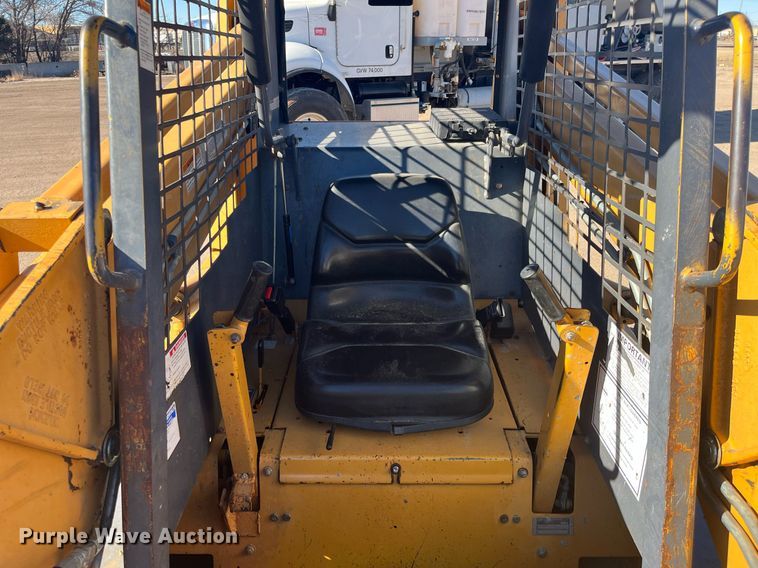 image for item DO3792 1999 Case 1845C  skid steer loader