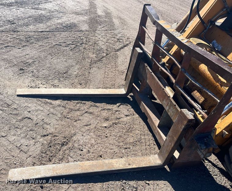 image for item DO3792 1999 Case 1845C  skid steer loader