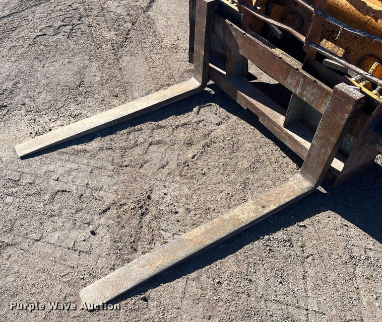 image for item DO3792 1999 Case 1845C  skid steer loader