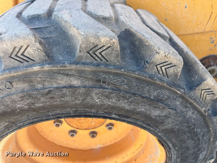 image for item DO3792 1999 Case 1845C  skid steer loader