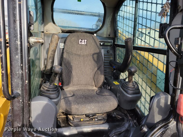 image for item DO4177 2015 Caterpillar 289D  tracked skid steer loader