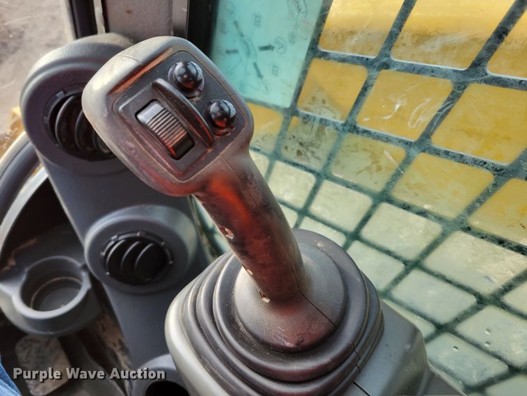 image for item DO4177 2015 Caterpillar 289D  tracked skid steer loader