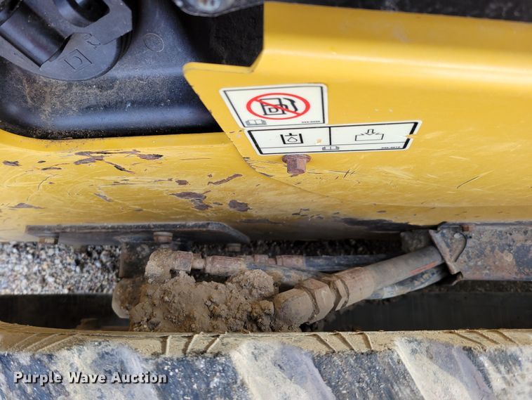 image for item DO4177 2015 Caterpillar 289D  tracked skid steer loader