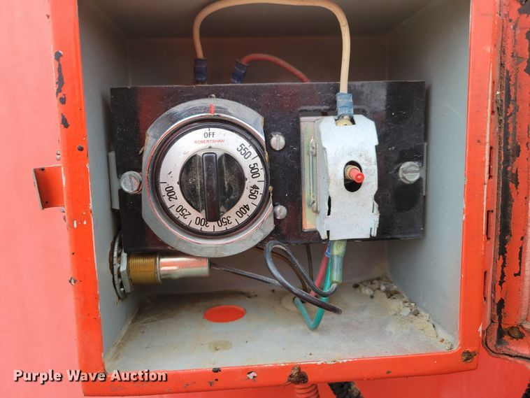 image for item DO4178 Crafco E-Z Pour  melter applicator