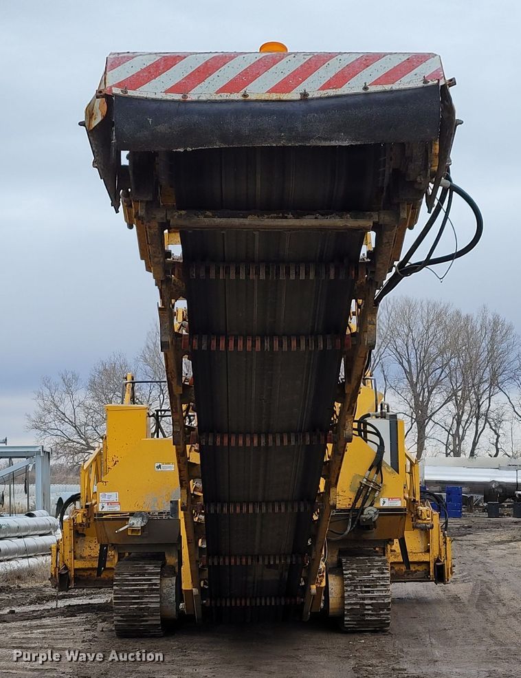 image for item DO4184 2001 Gomaco 9500  trimmer