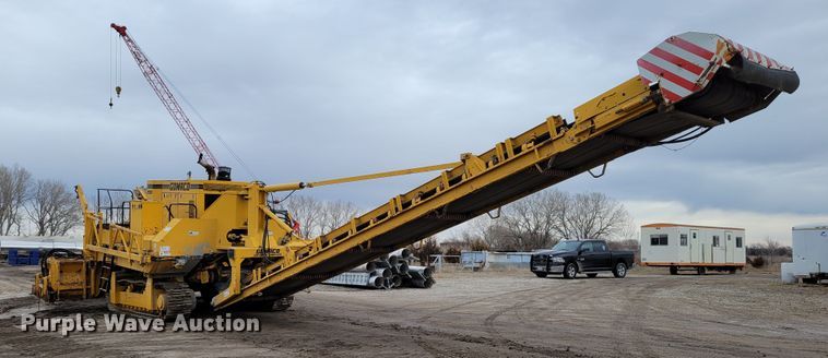 image for item DO4184 2001 Gomaco 9500  trimmer