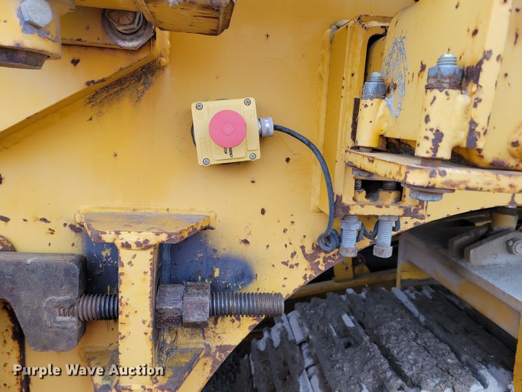 image for item DO4184 2001 Gomaco 9500  trimmer