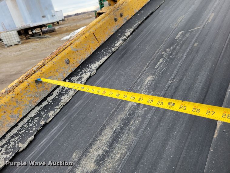 image for item DO4184 2001 Gomaco 9500  trimmer