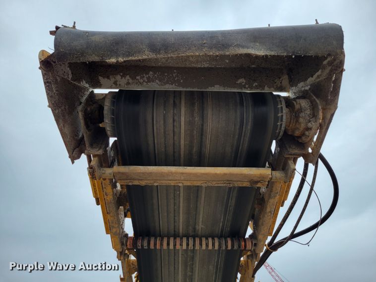 image for item DO4184 2001 Gomaco 9500  trimmer