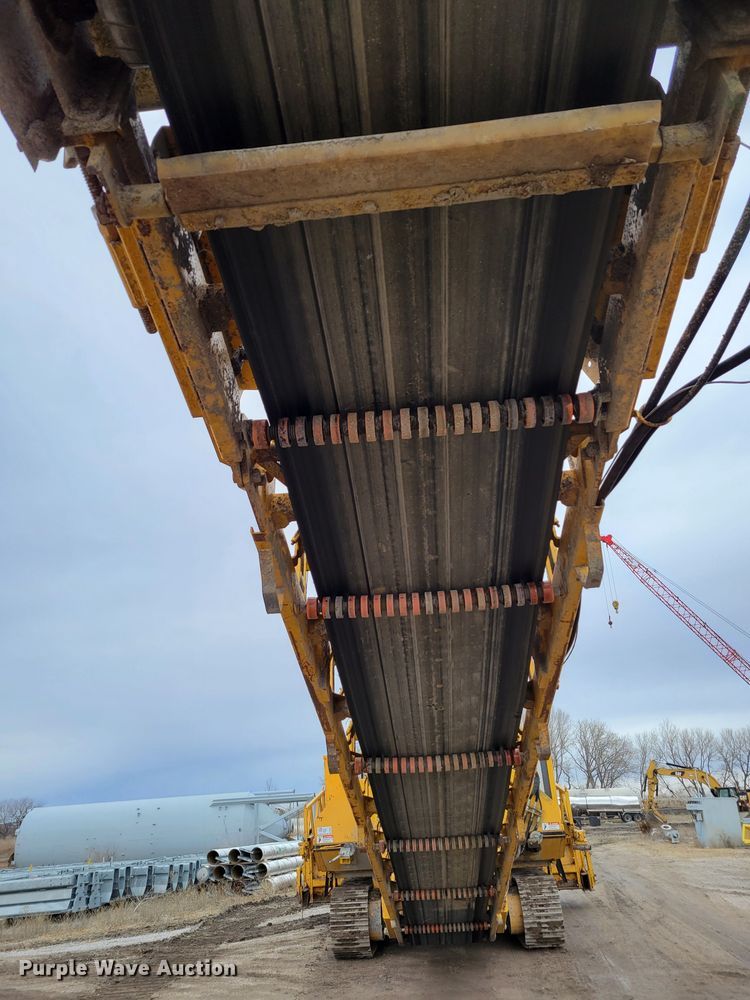 image for item DO4184 2001 Gomaco 9500  trimmer