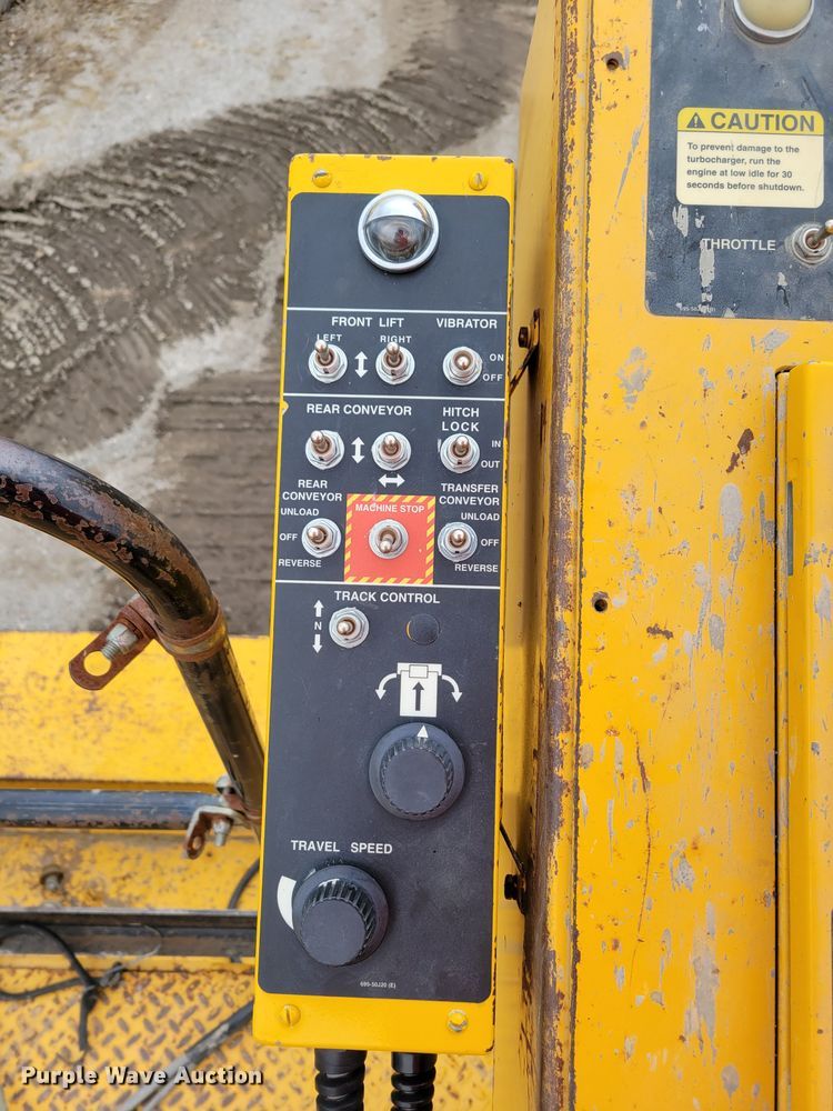 image for item DO4184 2001 Gomaco 9500  trimmer