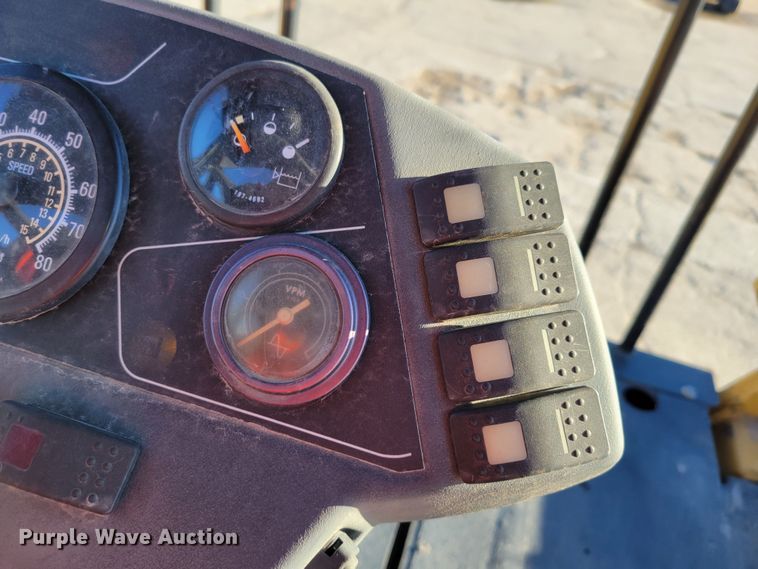 image for item DO4185 2012 Caterpillar CB-64  double drum vibratory roller