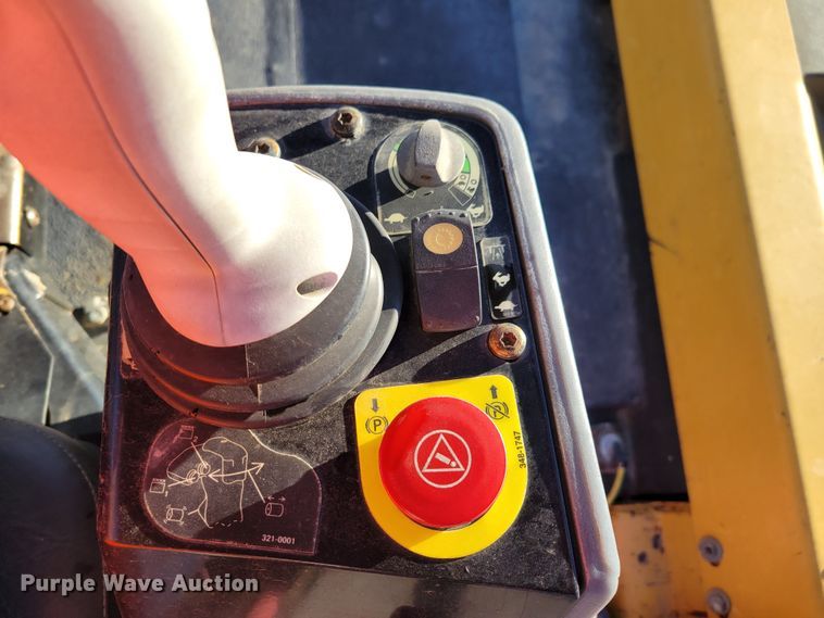 image for item DO4185 2012 Caterpillar CB-64  double drum vibratory roller