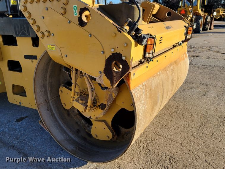 image for item DO4185 2012 Caterpillar CB-64  double drum vibratory roller