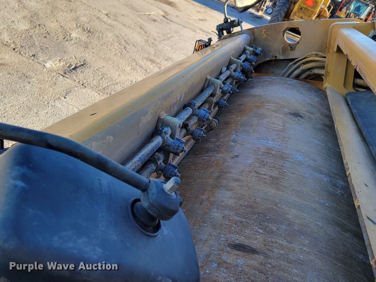 image for item DO4185 2012 Caterpillar CB-64  double drum vibratory roller