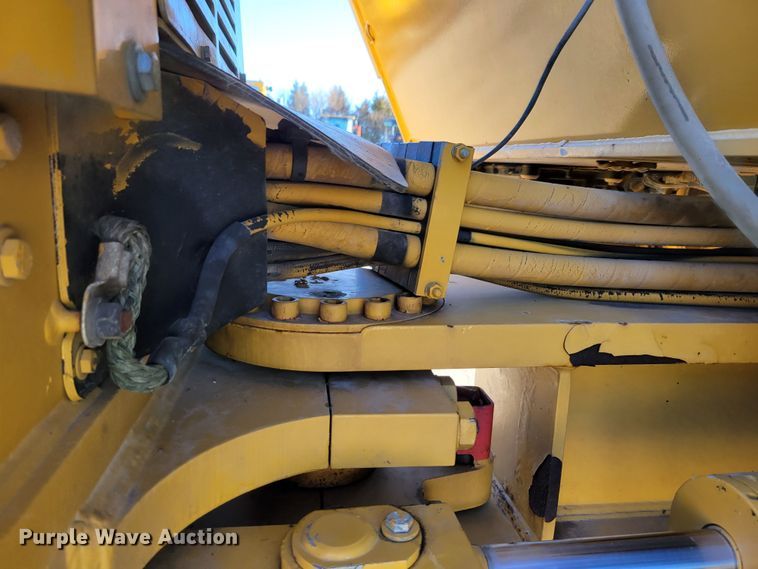 image for item DO4185 2012 Caterpillar CB-64  double drum vibratory roller