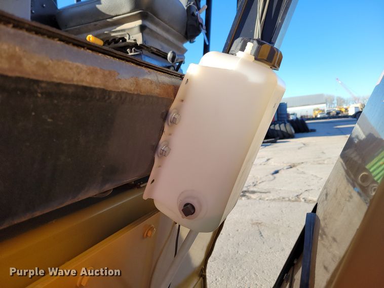 image for item DO4185 2012 Caterpillar CB-64  double drum vibratory roller