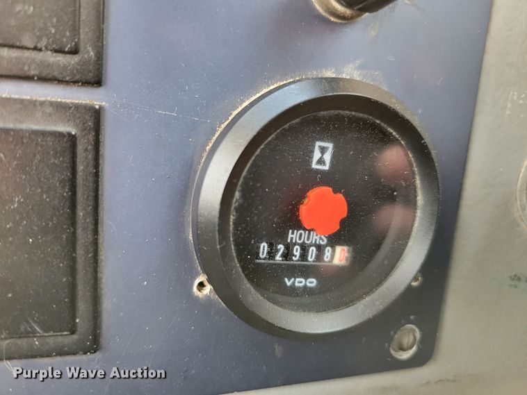 image for item DO4186 1996 Volvo L180C  wheel loader