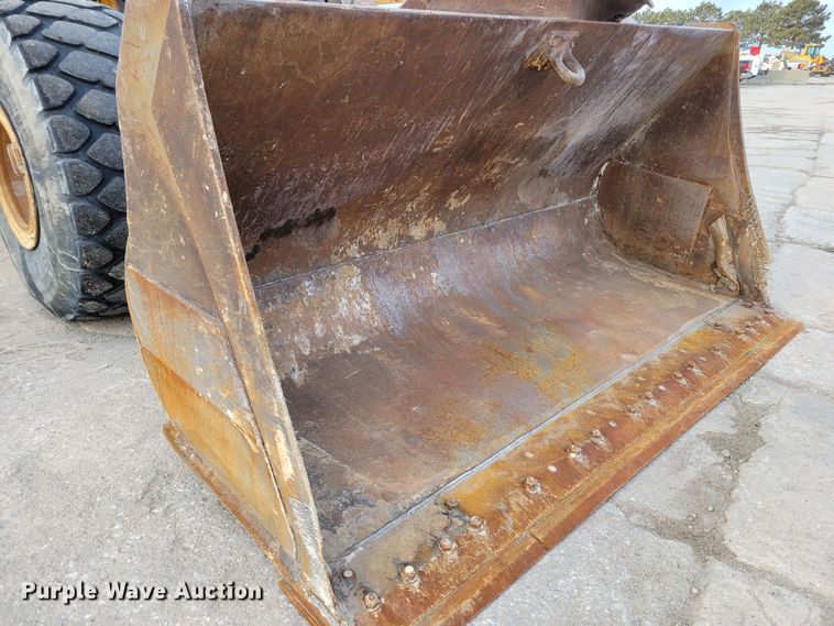 image for item DO4186 1996 Volvo L180C  wheel loader