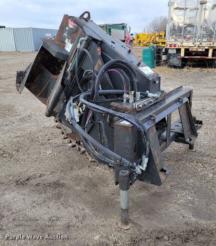 image for item DO4187 Bobcat WS18  skid steer rock saw