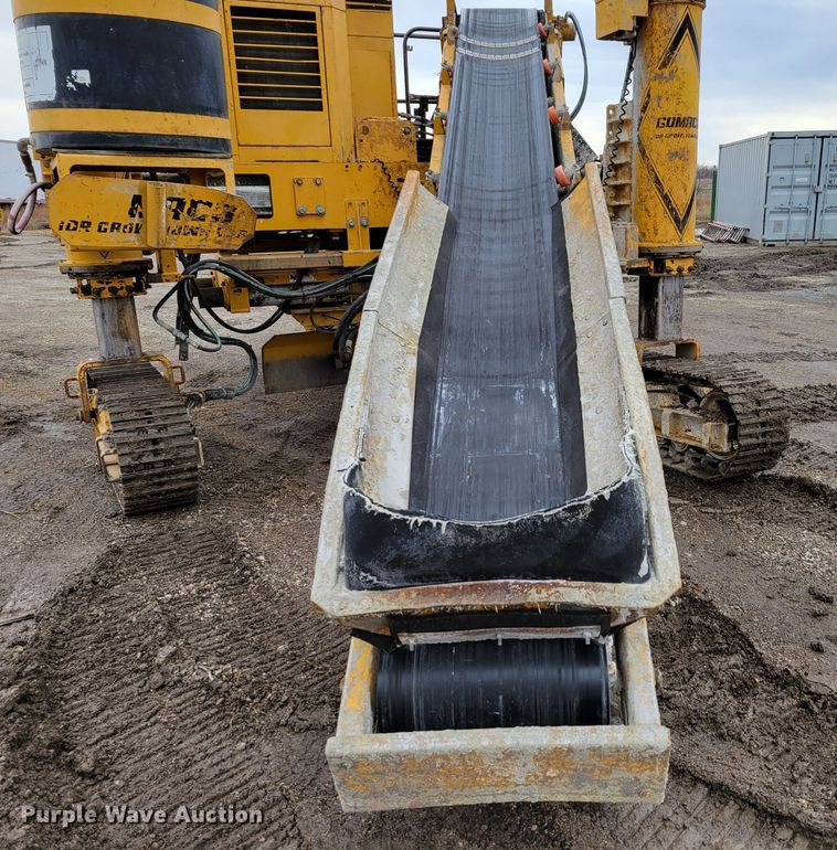 image for item DO4188 1994 Gomaco GT3600  slipform paver