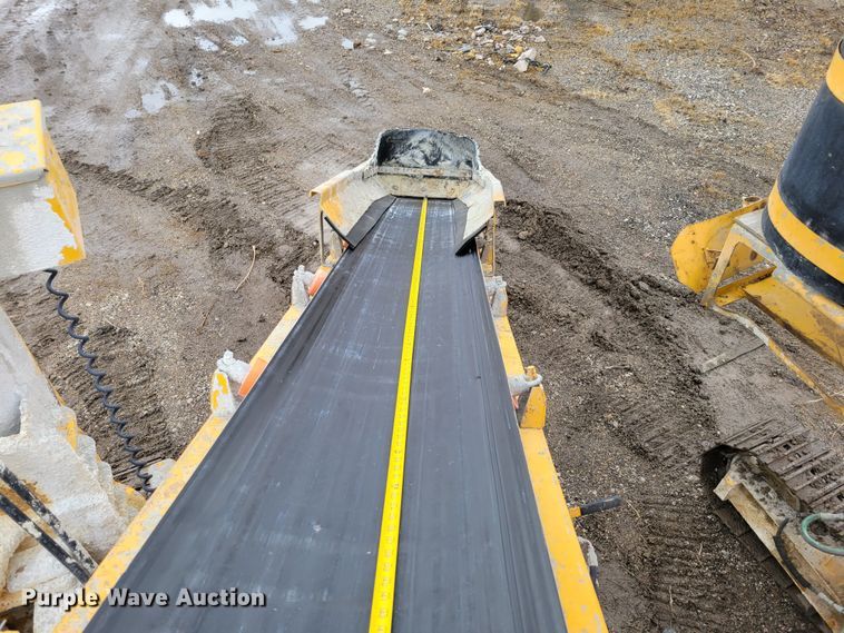 image for item DO4188 1994 Gomaco GT3600  slipform paver