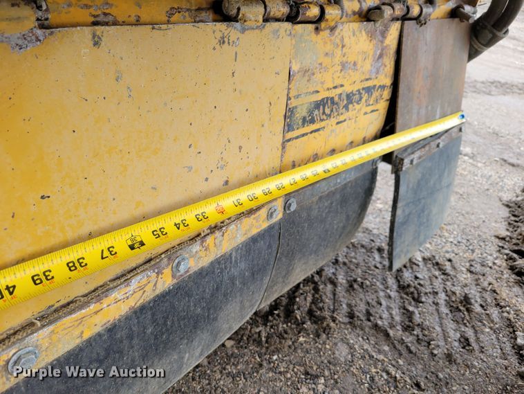 image for item DO4188 1994 Gomaco GT3600  slipform paver