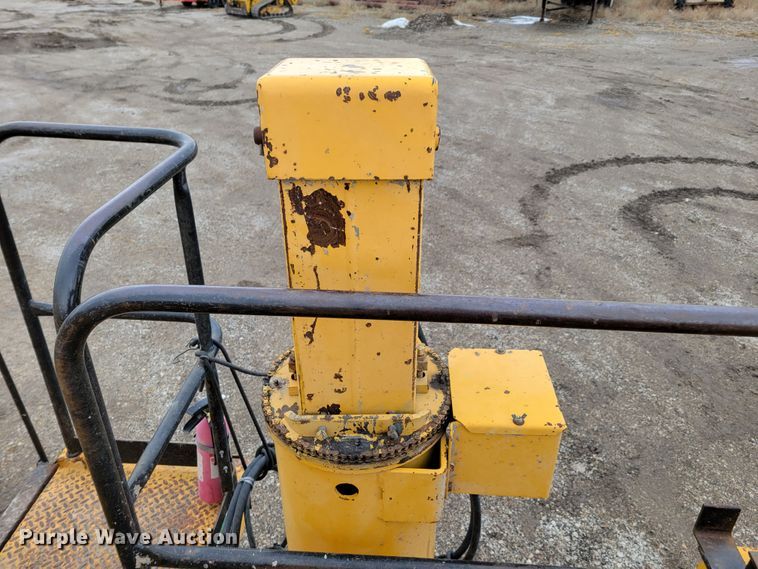 image for item DO4188 1994 Gomaco GT3600  slipform paver