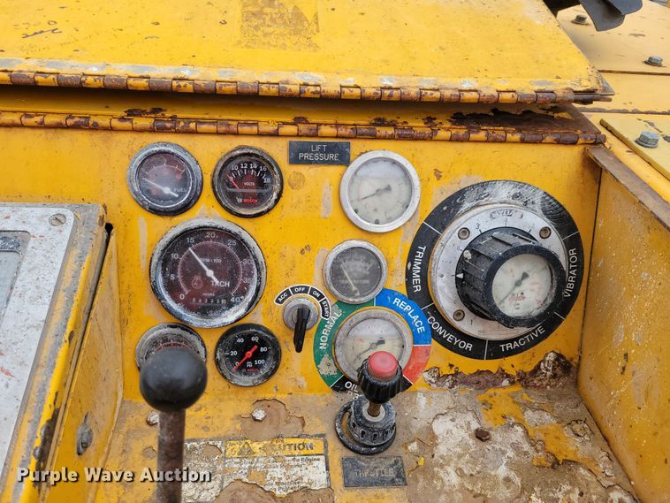 image for item DO4188 1994 Gomaco GT3600  slipform paver