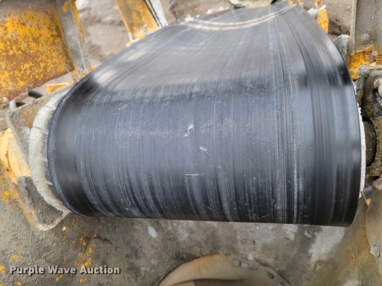 image for item DO4188 1994 Gomaco GT3600  slipform paver