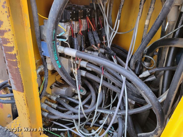 image for item DO4188 1994 Gomaco GT3600  slipform paver