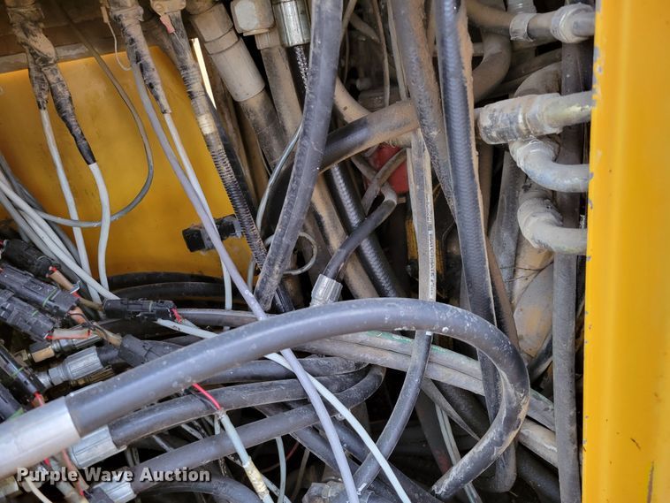 image for item DO4188 1994 Gomaco GT3600  slipform paver