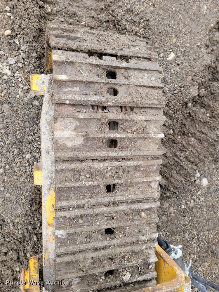 image for item DO4188 1994 Gomaco GT3600  slipform paver