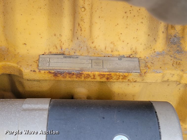 image for item DO4189 2002 Gomaco GP2600  slip form paver