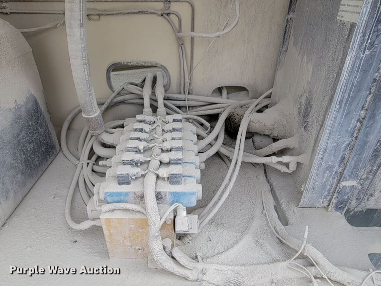 image for item DO4191 Terex EB85  boom lift