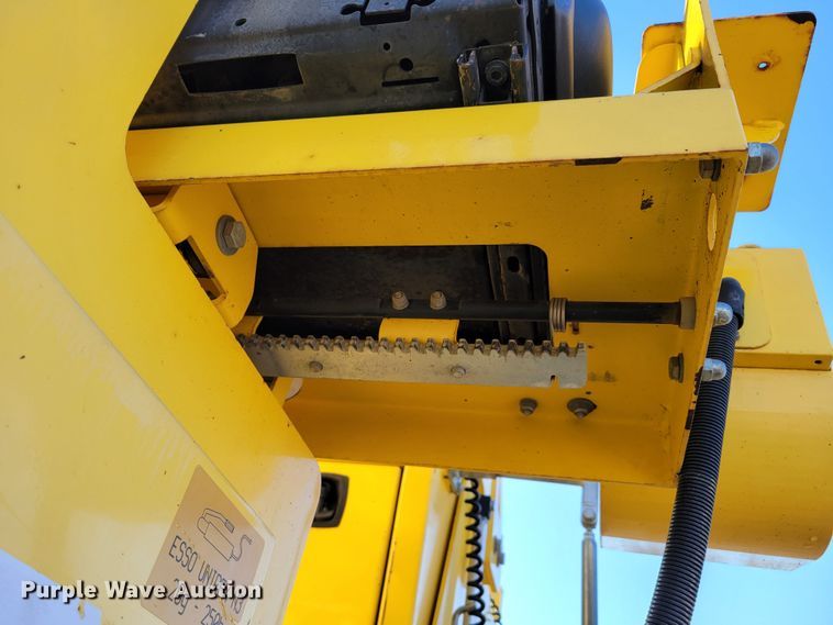 image for item DO4199 2012 Bomag 1200/30  milling machine