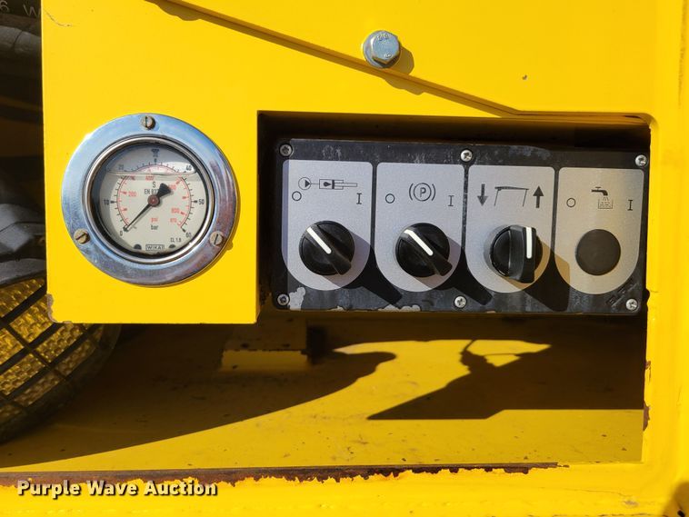 image for item DO4199 2012 Bomag 1200/30  milling machine