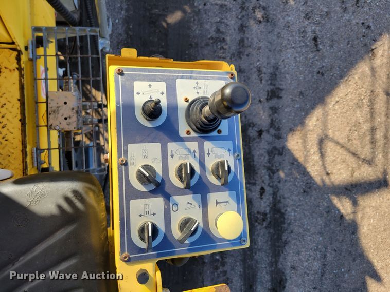 image for item DO4199 2012 Bomag 1200/30  milling machine