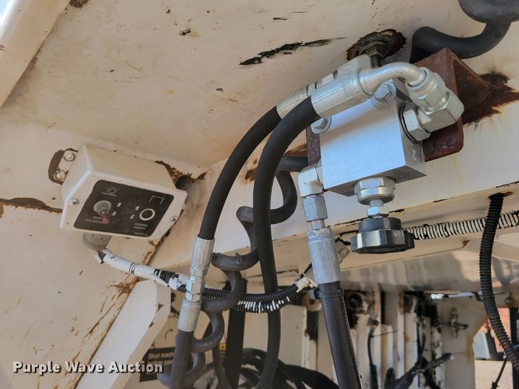 image for item DO4200 2014 Roadtec RX600E-4  VCS milling machine