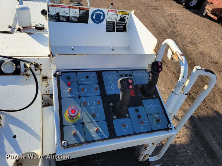 image for item DO4200 2014 Roadtec RX600E-4  VCS milling machine