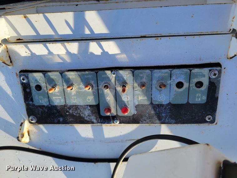 image for item DO4200 2014 Roadtec RX600E-4  VCS milling machine