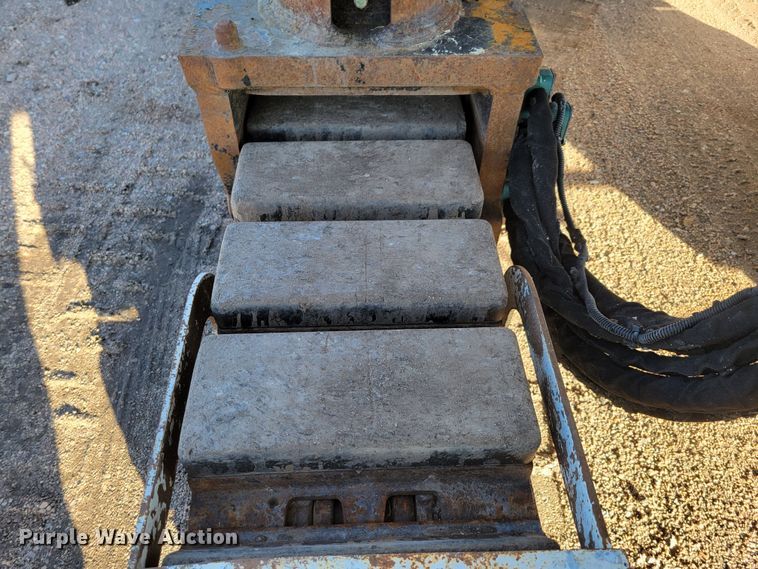 image for item DO4200 2014 Roadtec RX600E-4  VCS milling machine