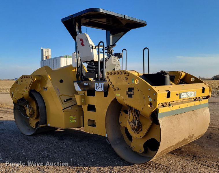 image for item DO4202 2010 Caterpillar CB-54  double drum vibratory roller