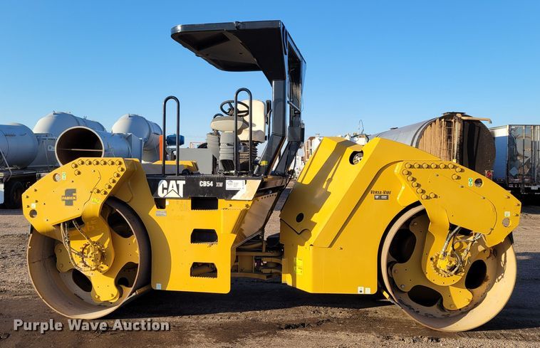 image for item DO4202 2010 Caterpillar CB-54  double drum vibratory roller
