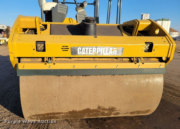 image for item DO4202 2010 Caterpillar CB-54  double drum vibratory roller