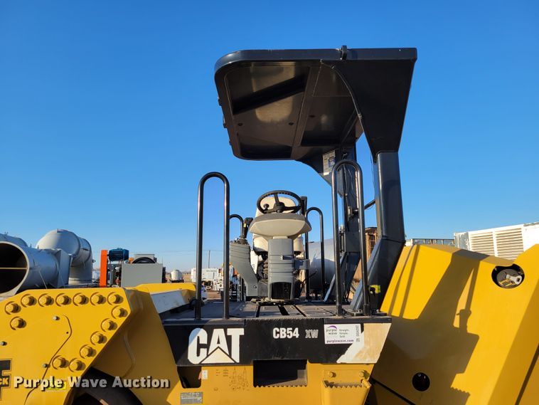 image for item DO4202 2010 Caterpillar CB-54  double drum vibratory roller