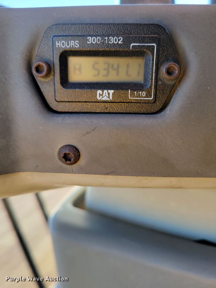 image for item DO4202 2010 Caterpillar CB-54  double drum vibratory roller